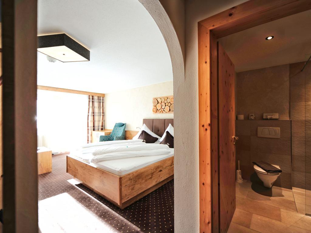 Hotel Roeck Garni فس المظهر الخارجي الصورة