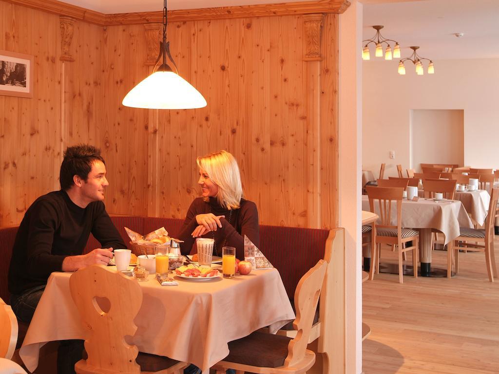 Hotel Roeck Garni فس المظهر الخارجي الصورة