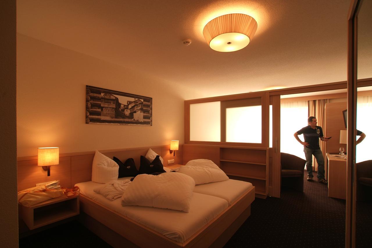 Hotel Roeck Garni فس المظهر الخارجي الصورة