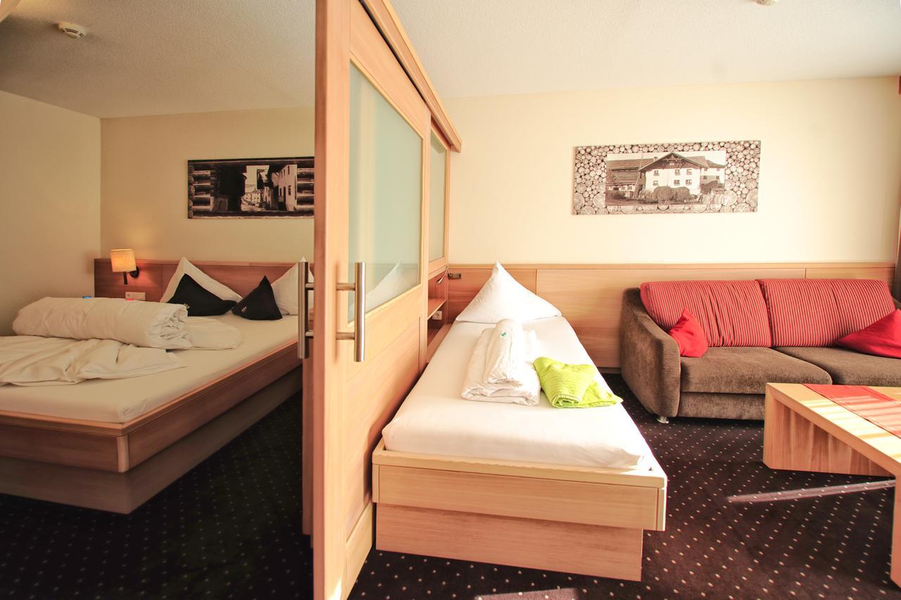 Hotel Roeck Garni فس المظهر الخارجي الصورة